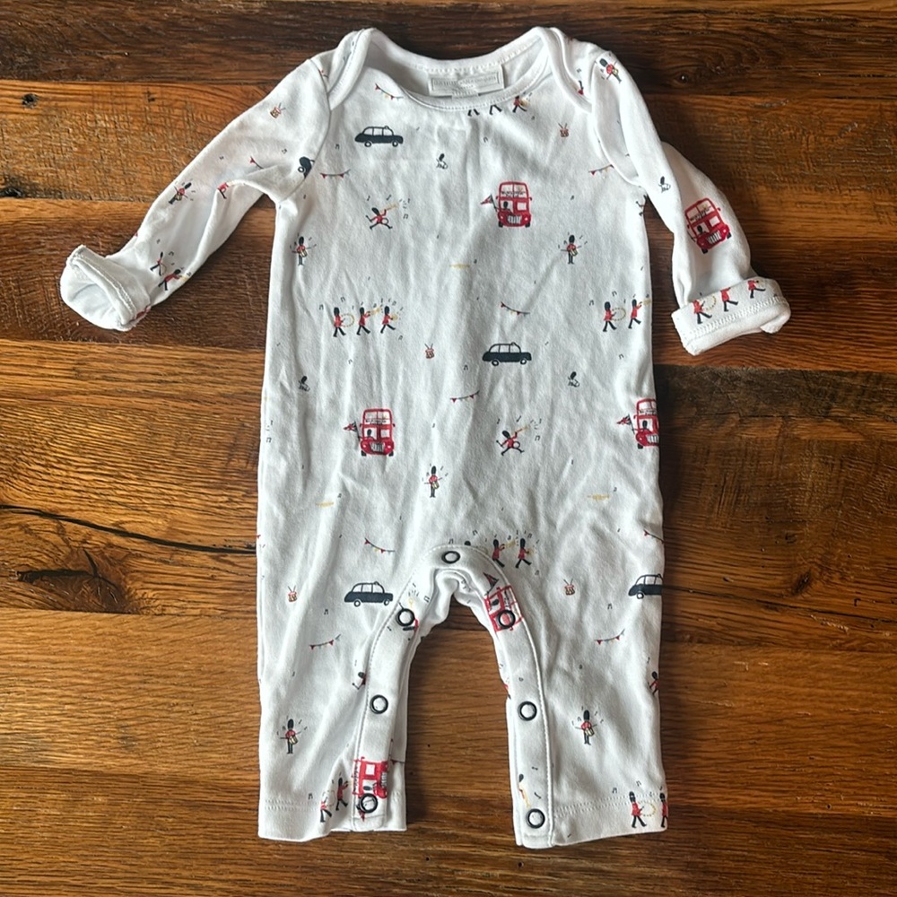 The little white company London onesie 0-3 months